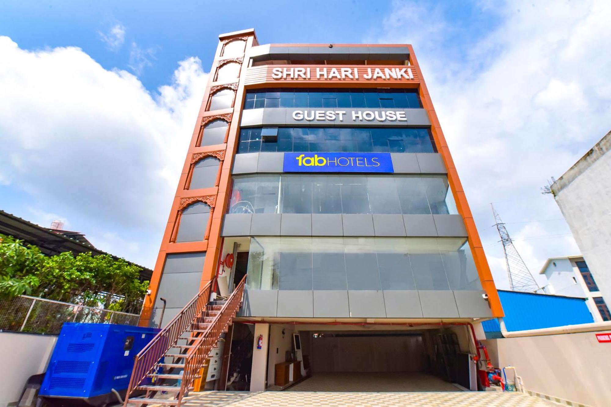 Fabhotel Elite Clement Town Exterior photo