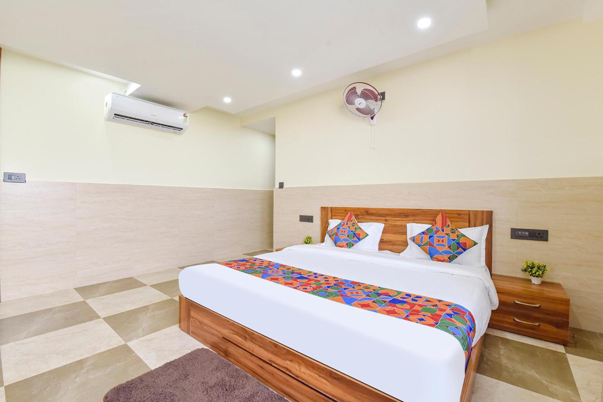 Fabhotel Elite Clement Town Exterior photo